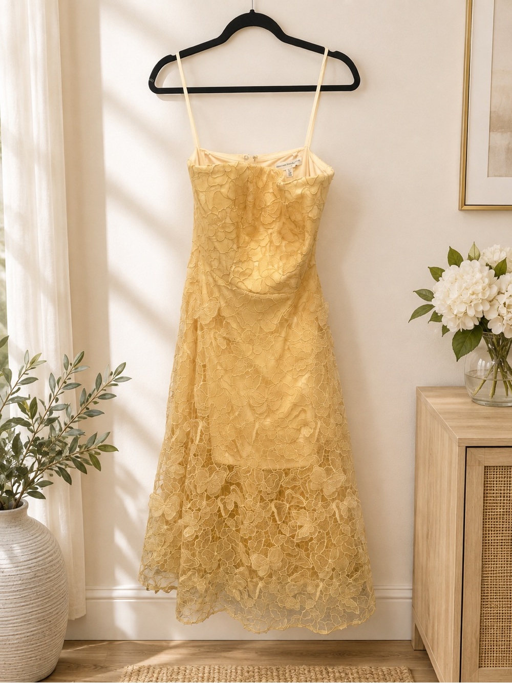 Dress the Population Kailyn Butterfly Floral Lace Midi Dress - Picture 5 of 8
